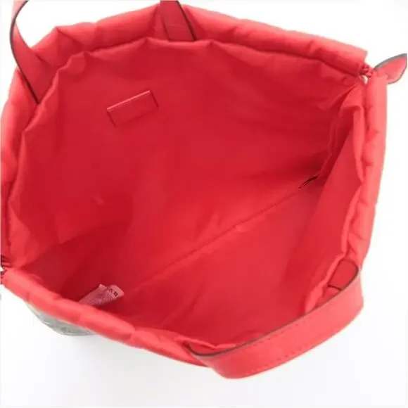 Gucci X Higuchi Yuko Children’s Drawstring Backpack - Picture 6 of 7